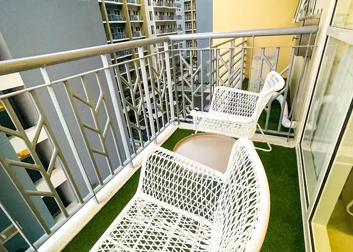 Cozy 3br In Bay Near Okada Ii 12pax * Manila