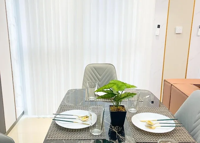 Apartamento Cozy 3br In Bay Near Okada Ii 12pax Manila