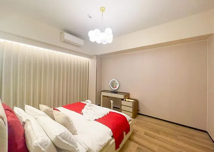 Cozy 3br In Bay Near Okada Ii 12pax