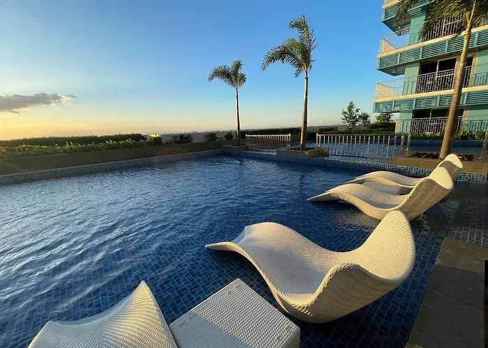 Cozy 3br In Bay Near Okada Ii 12pax * Manila