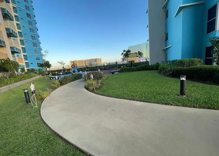 Cozy 3br In Bay Near Okada Ii 12pax